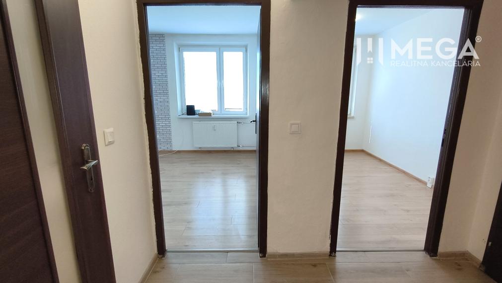 NA PRENÁJOM SLNEČNÝ 2-izb. BYT na Laboreckej ulici HUMENNÉ
