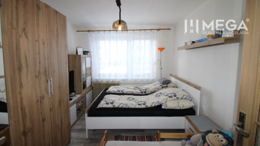 NA PREDAJ - 3 izbový byt na Švermovej ul. v meste Stakčín