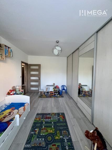 Exkluzívne na predaj 3 izbový byt na ul. Darg.hrdinov v Humennom