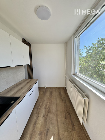 Na prenájom 1-izbový byt s balkónom na Košickej ulici v Humennom