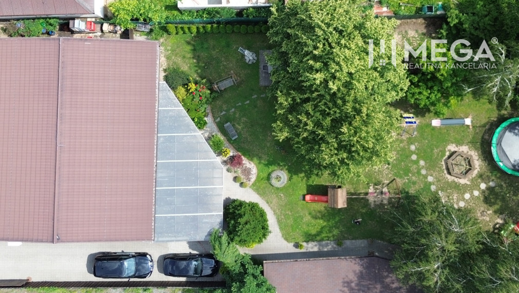 NA PREDAJ PRÉMIOVÉ OBCHODNÉ PRIESTORY REŠTAURÁCIA BARÓNKA VT