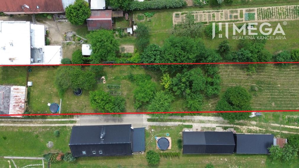 NA PREDAJ - Rodinný dom s pozemkom 3 277 m² v Snine