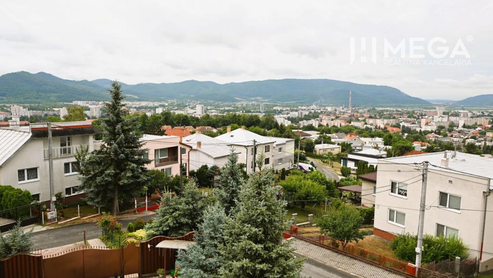 PREDAJ RODINNÉHO DOMU v HUMENNOM (Sídlisko Poľana)