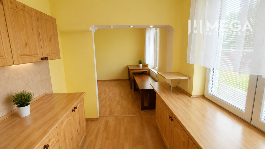 NA PREDAJ 3-izbový byt s balkónom - ŠIRŠIE CENTRUM HUMENNÉ