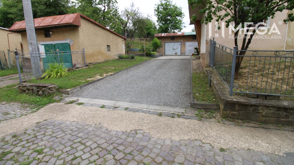 Na predaj 5-izbový byt so záhradou v bytovom dome rodinného typu