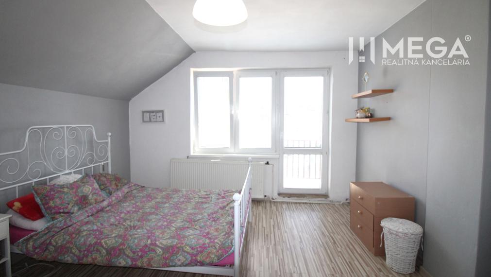 NA PREDAJ VEĽKÝ RODINNÝ DOM S POZEMKOM – NIŽNÉ LADIČKOVCE