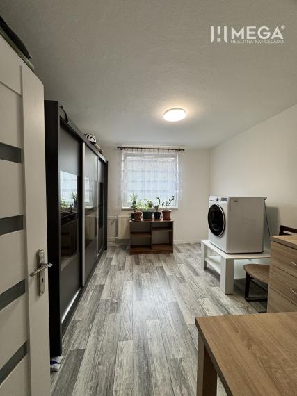 Na predaj 3 izbový byt s balkónom na sidl. pod Sokolejom v Humennom