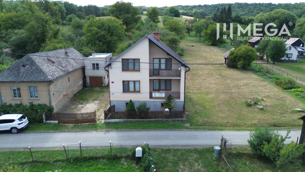 NA PREDAJ PRIESTRANNÝ RODINNÝ DOM S KOZUBOM, NIŽNÉ LADIČKOVCE