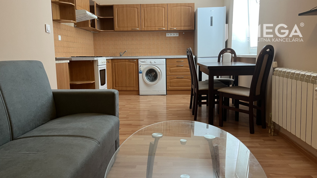 NA PRENÁJOM - 1,5 izb. byt v centre mesta Humenné