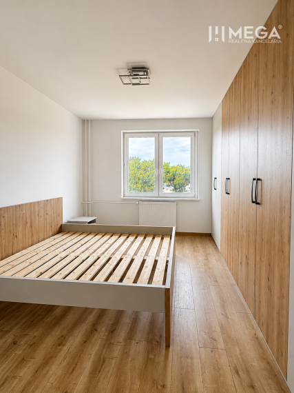 Na predaj 3 izbový byt s balkónom v Strážskom
