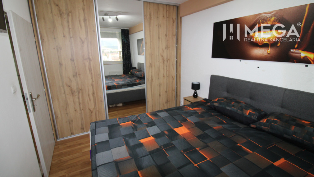 Na predaj - MODERNÝ 2-IZBOVÝ BYT PO REKONŠTRUKCII – SNINA