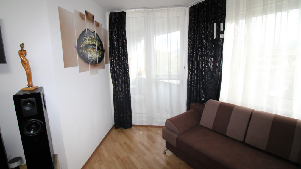 Na predaj - MODERNÝ 2-IZBOVÝ BYT PO REKONŠTRUKCII – SNINA