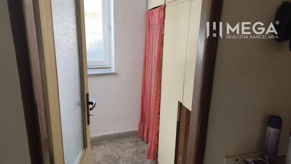 Na predaj 3 izbový byt so záhradou za super cenu - Snina