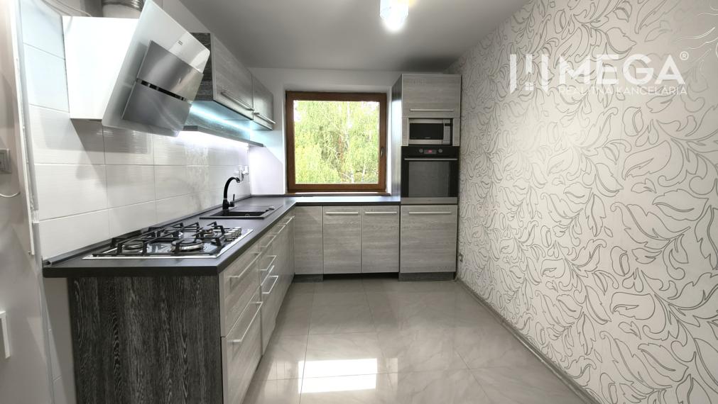 NA PREDAJ – 2 IZBOVÝ BYT S BALKÓNOM, SÍDLISKO 1 HUMENNÉ
