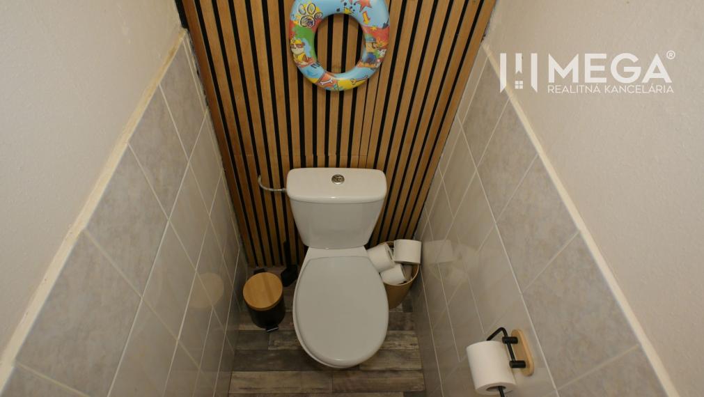 PREDAJ 2-izbového bytu (55 m2) s balkónom v Humennom