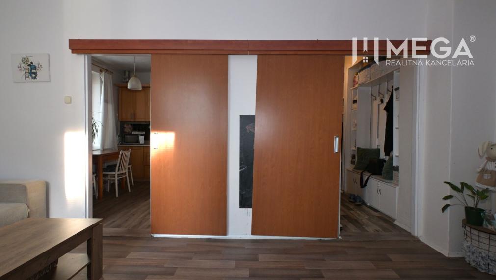 PREDAJ 2-izbového bytu (55 m2) s balkónom v Humennom