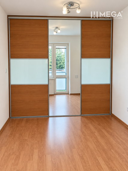 NA PREDAJ 2-izbový zrekonštuovaný byt s balkónom  v Humennom