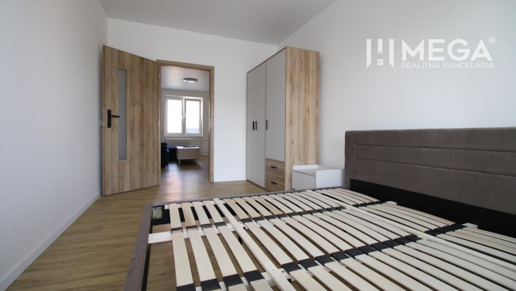 NA PRENÁJOM -  Zariadený 2 izbový byt s balkónom, Dobrianského, Humenné