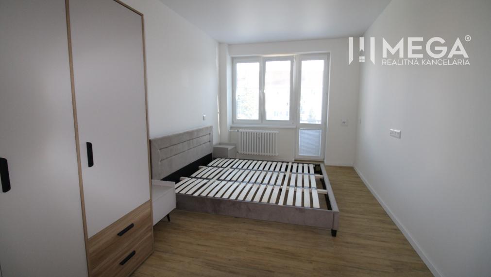 NA PRENÁJOM -  Zariadený 2 izbový byt s balkónom, Dobrianského, Humenné