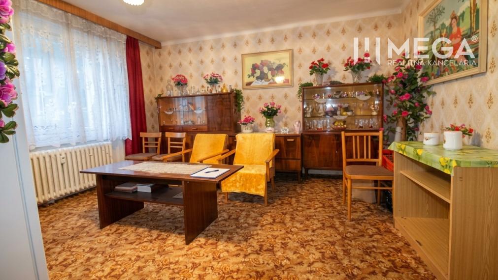 NA PREDAJ EXKLUZÍVNE: 1-izbový byt s výmerou 50 m² na Staničnej ulici v Humennom