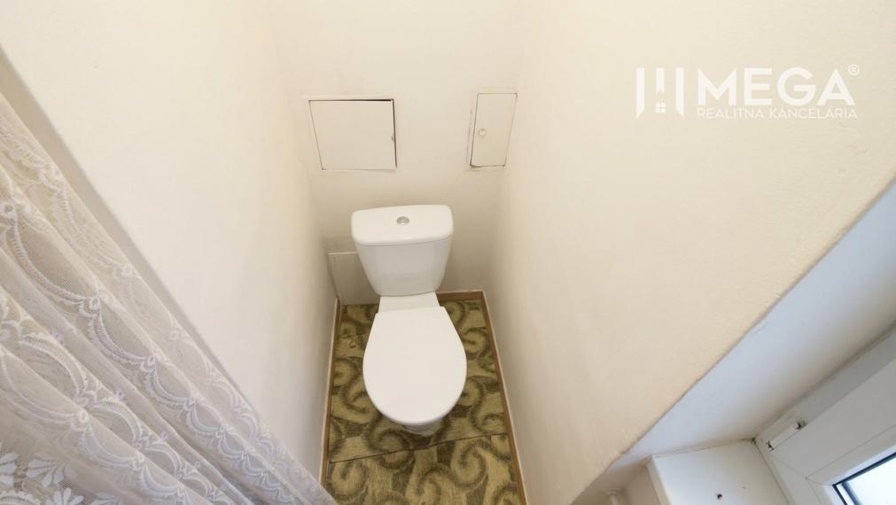 NA PREDAJ EXKLUZÍVNE: 1-izbový byt s výmerou 50 m² na Staničnej ulici v Humennom