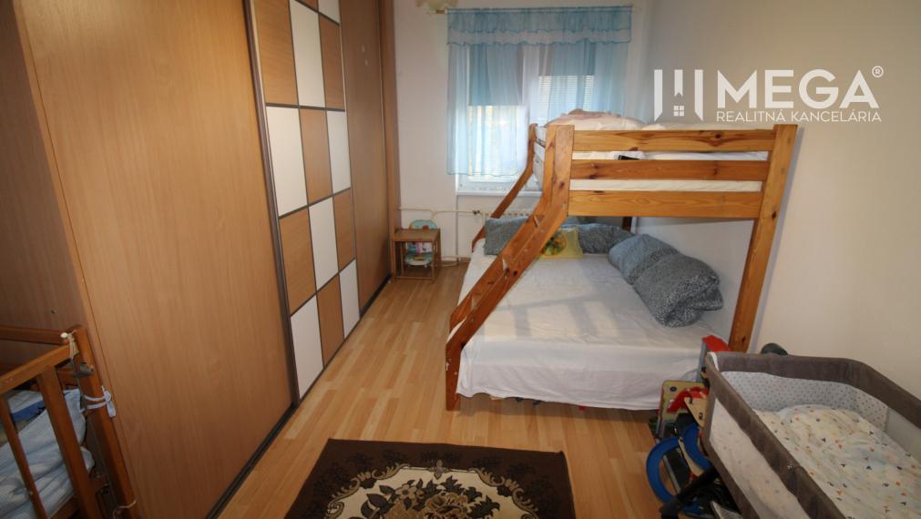Na predaj 2-izbový byt 55 m² v centre Humenného
