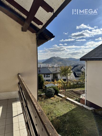 Exkluzívne na predaj rodinný dom na Lieskovej ulici v Humennom