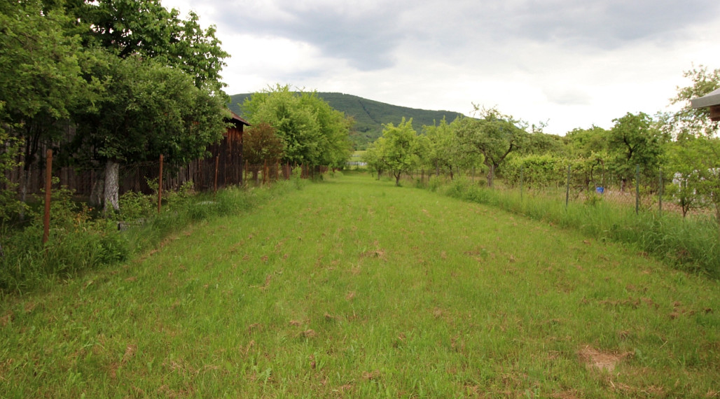 Rovinatý pozemok na predaj, obec Ptičie! Exkluzívna ponuka!