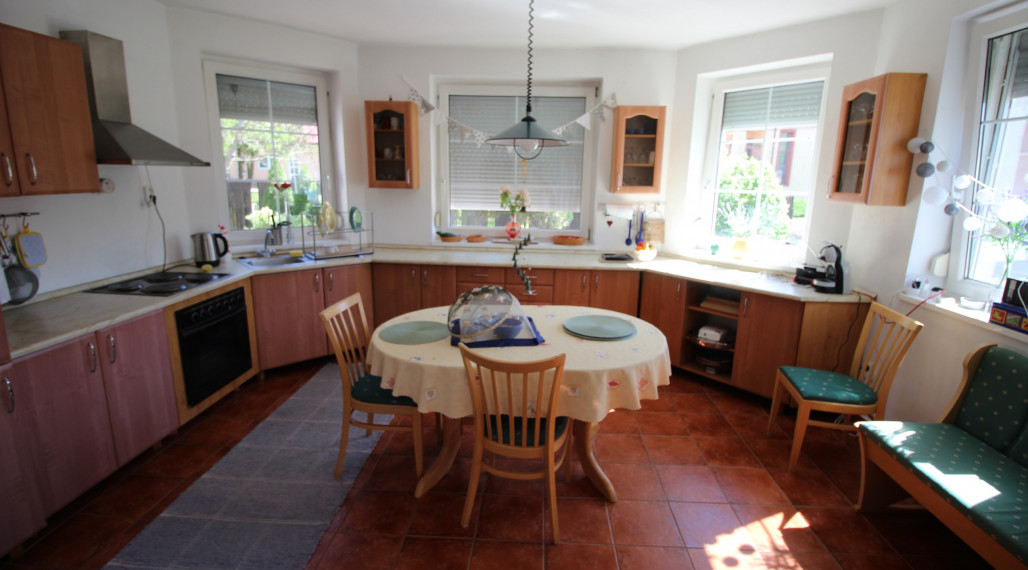 Na predaj rodinný dom s obrovským pozemkom – Pčoline