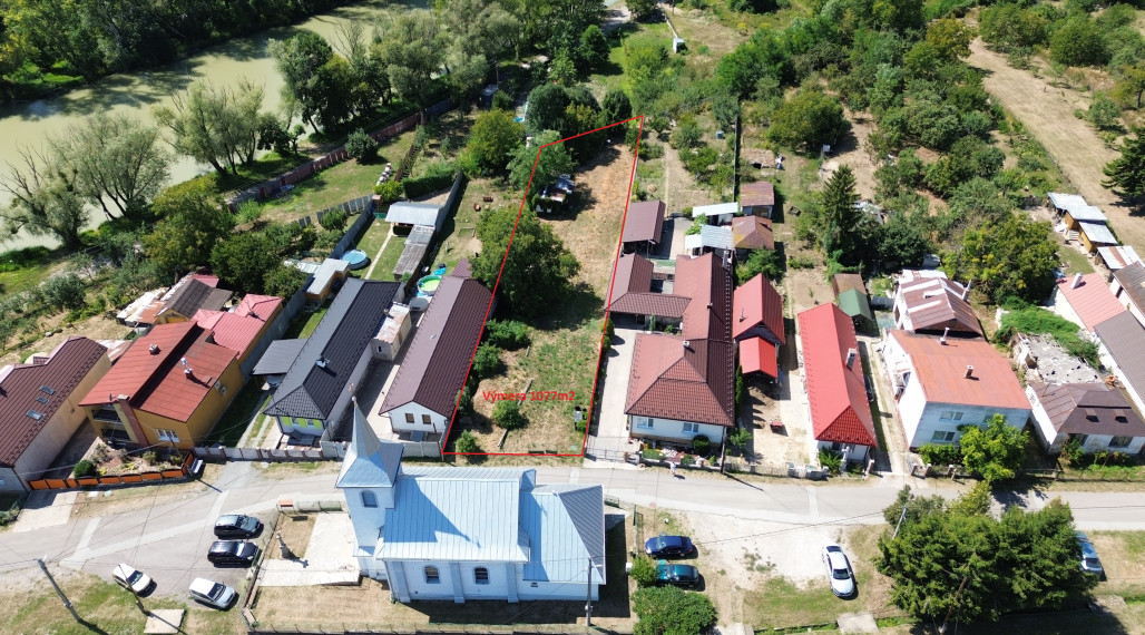 NA PREDAJ stavebný pozemok v meste Strážske