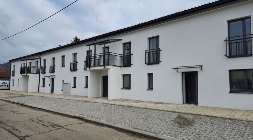 PREDAJ MODERNE ZREKONŠTRUOVANÝCH BYTOV V STRÁŽSKOM (BYT E)