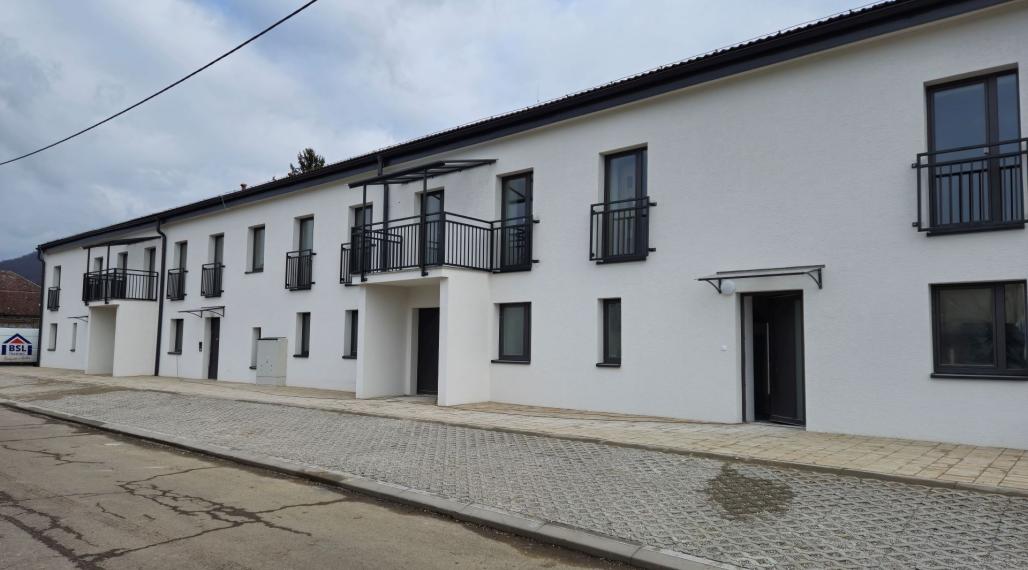 PREDAJ MODERNE ZREKONŠTRUOVANÝCH BYTOV V STRÁŽSKOM (BYT G)