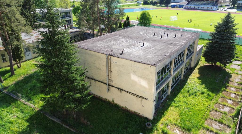 EXKLUZÍVNE NA PREDAJ budova na sídlisku 2A v meste Humenné