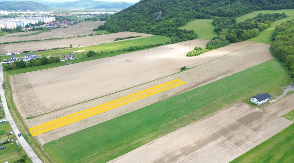Na predaj - pozemok v Jasenove