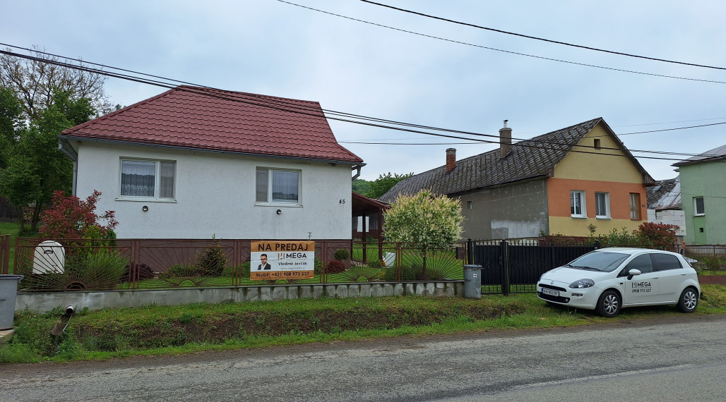 EXKLUZÍVNE NA PREDAJ - Rodinný dom v obci PČOLINÉ