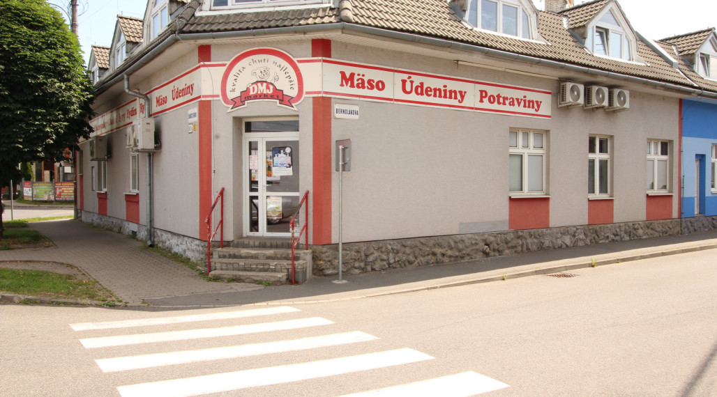 NA PREDAJ: Komerčný objekt vo výbornej lokalite mesta Vranov nad Topľou