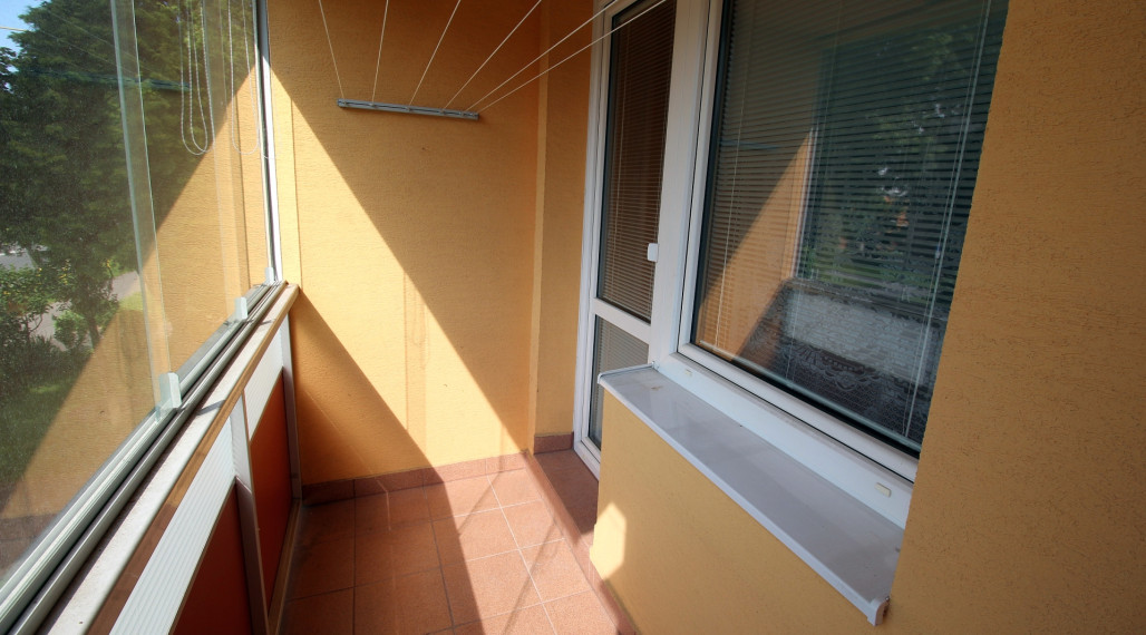 Na predaj veľký 3 izbový byt na Mierovej ulici v meste Humenné