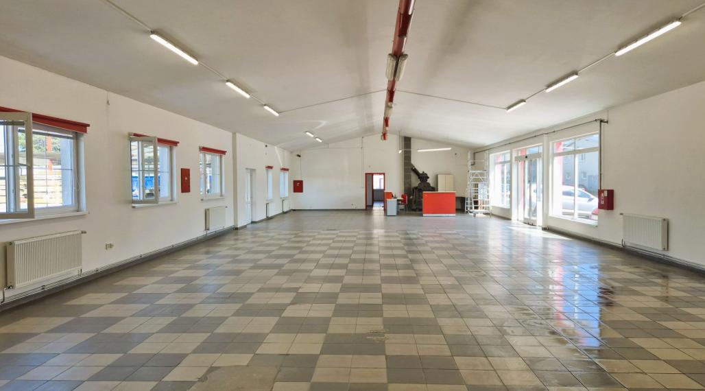 PRENÁJOM KOMERČNÉHO PRIESTORU v HUMENNOM ul. Fidlikova