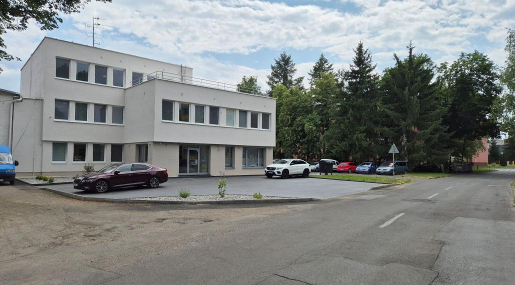 PRENÁJOM komerčného priestoru (26 m2) blízko centra Humenné