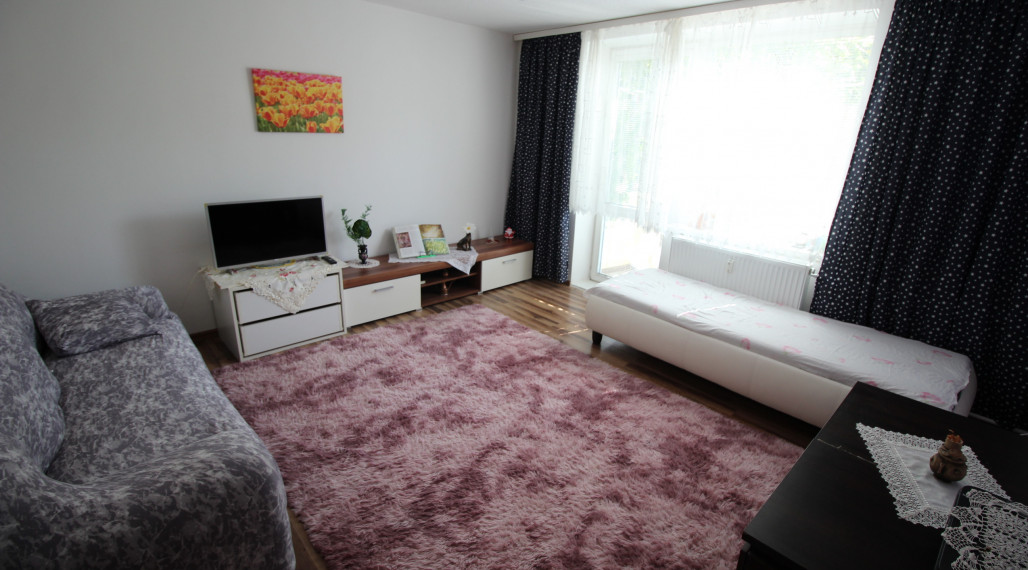 🏠 Na predaj: Zrekonštruovaný 3-izbový byt v centre Sniny