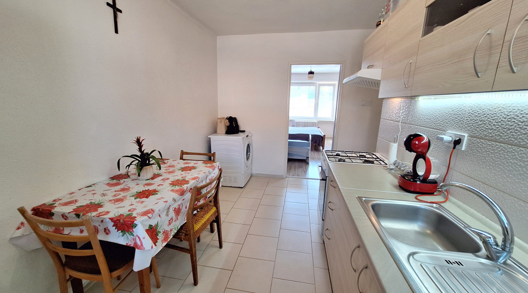 PREDANÉ 2-izbový BYT v meste Humenné