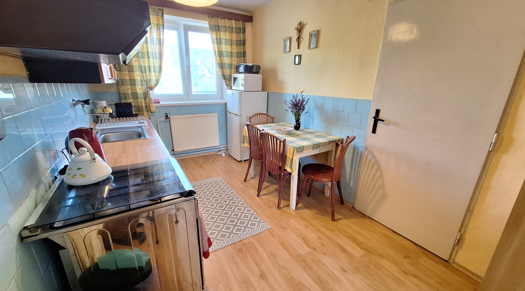 EXKLUZÍVNE 4i byt s garážou a záhradou v Snine – „3 v 1“ T52