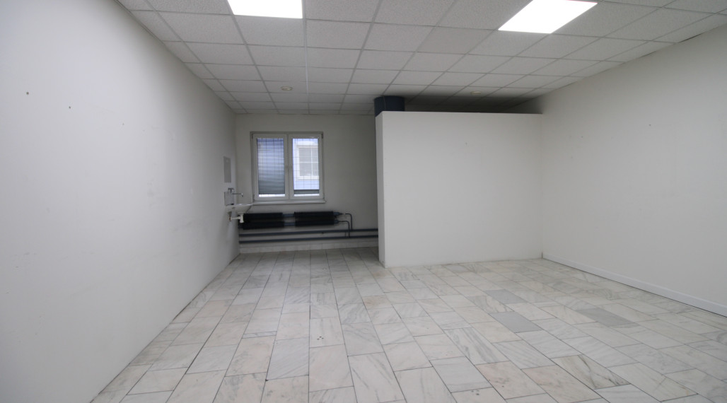 NA PRENÁJOM obchodný priestor v OD Laborec v meste Humenné