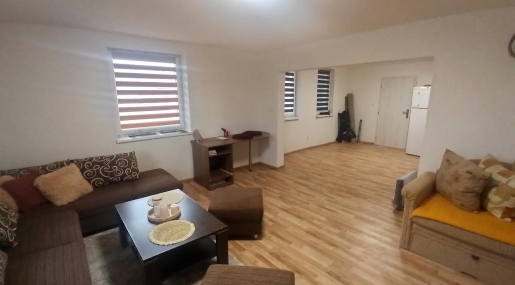 Na predaj obývateľný dom/chalupa v obci Habura