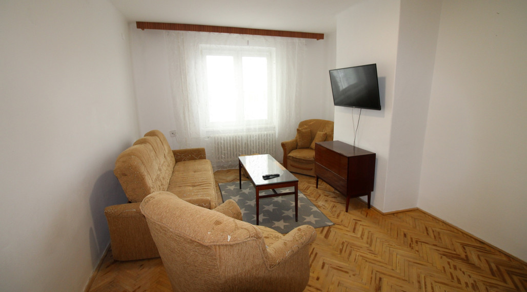 Na prenájom 2 izbový byt v úplnom centre mesta Humenné