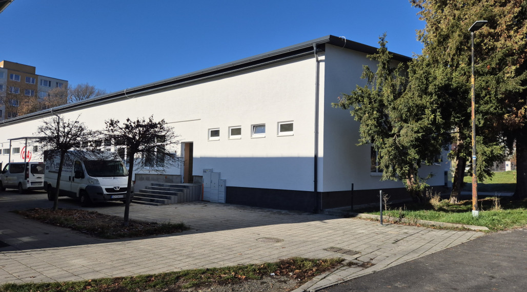 PREDAJ OBCHODNÉHO PRIESTORU v HUMENNOM (sídlisko 2A)