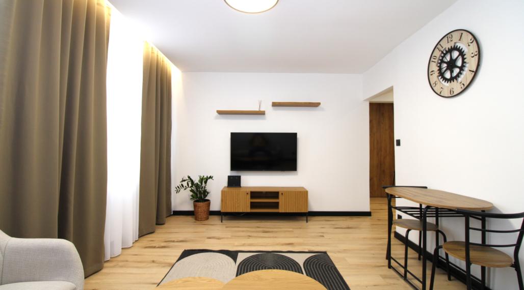 NA PRENÁJOM NADŠTANDARDNÝ 2-izb.byt– Třebícka ulica, HUMENNÉ