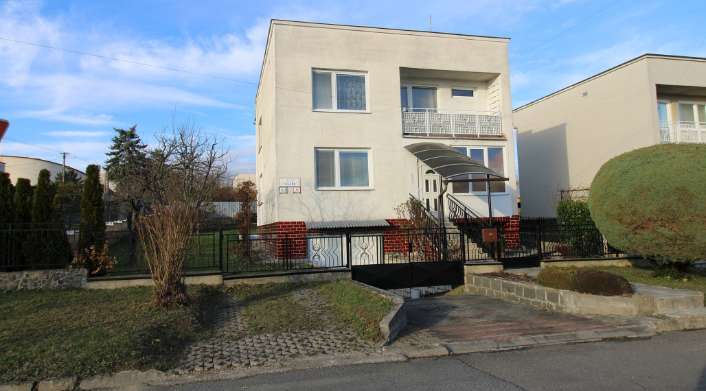 Na predaj ihneď obývateľný rodinný dom v meste Humenné, exkluzívne