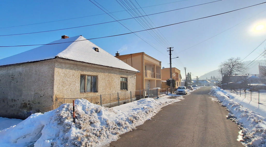 EXKLUZÍVNE NA PREDAJ Dom v obci Kochanovce