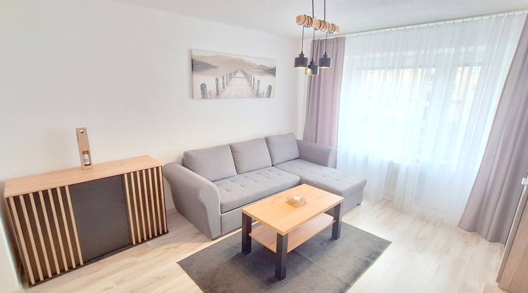 EXKLUZÍVNE NA PRENÁJOM 2-izbový BYT v meste Humenné